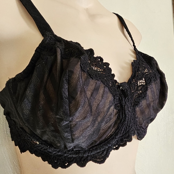 Lunaire Whimsy Barbados Lace Demi Black Bra 15211 Size Women's 38C - Picture 9 of 11
